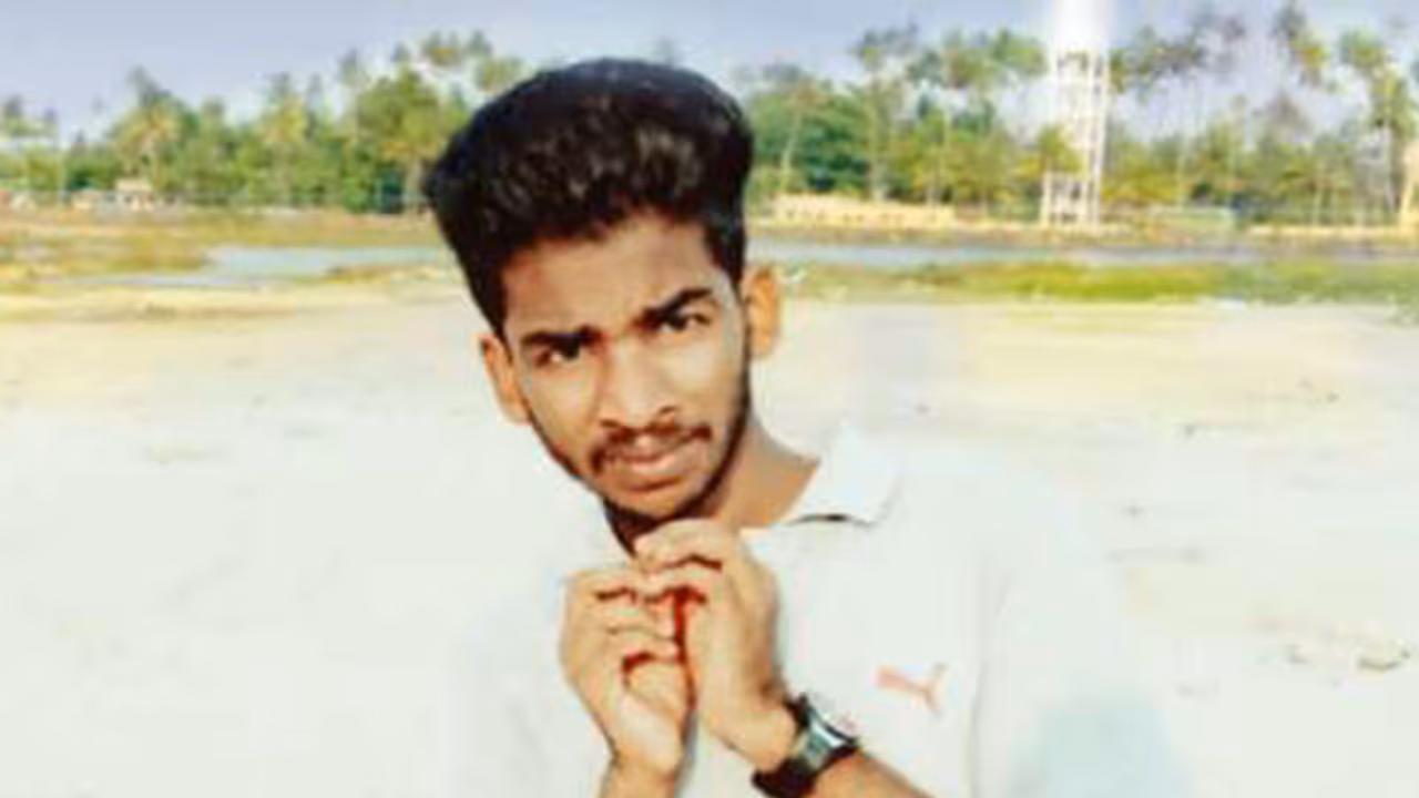 Plus Two student beaten to death, hartal in Alappuzha on Friday Plus Two student beaten to death, hartal in Alappuzha on Friday