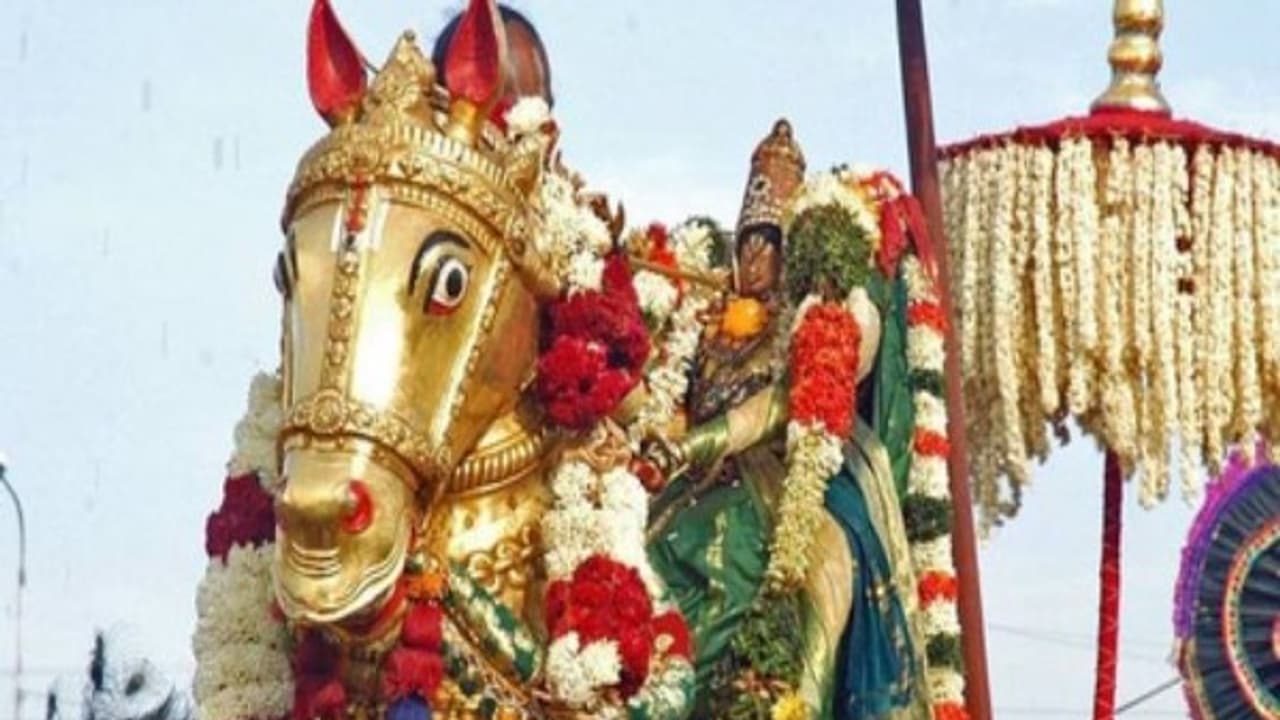 இந்த வருடமும் சித்திரை திருவிழா நடக்காதா..? மதுரையை கொந்தளிக்க வைக்கும் இந்து முன்னணி..! இந்த வருடமும் சித்திரை திருவிழா நடக்காதா..? மதுரையை கொந்தளிக்க வைக்கும் இந்து முன்னணி..!