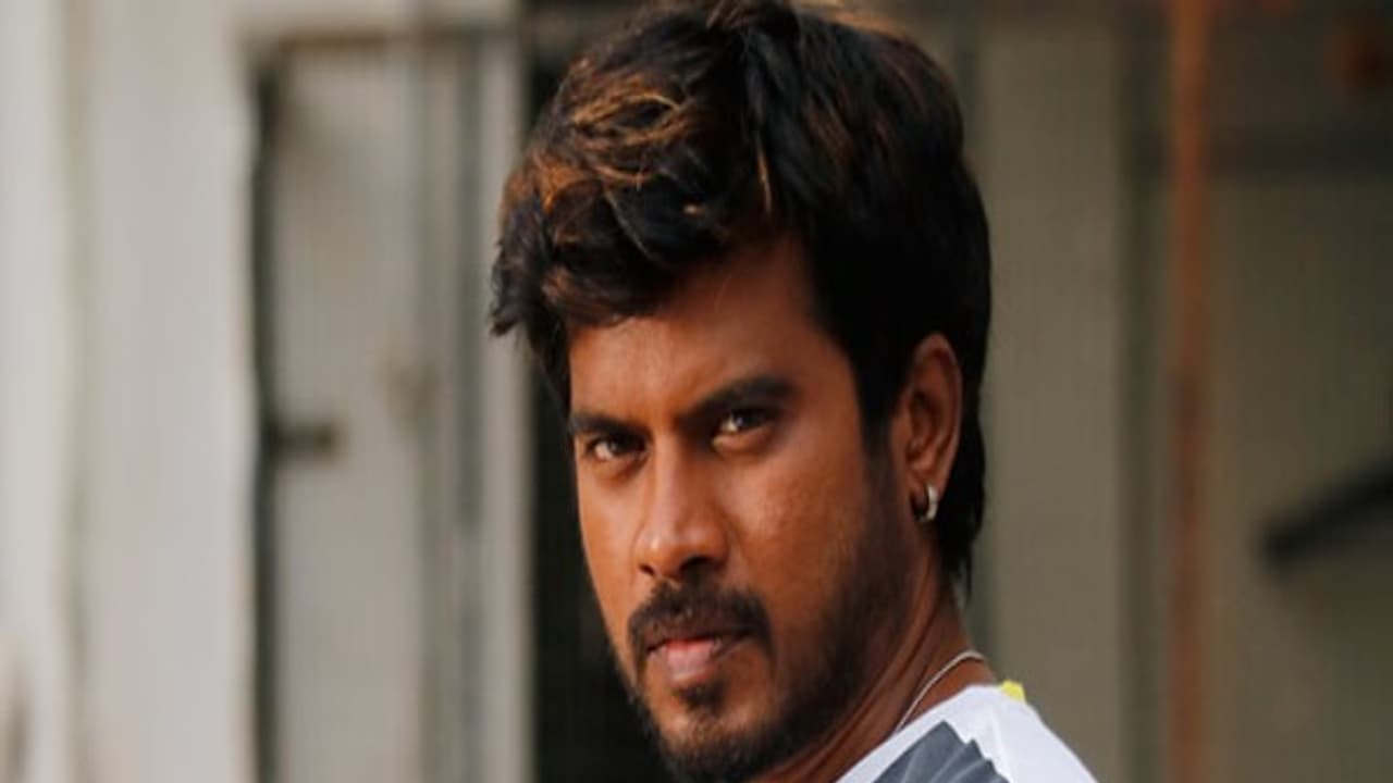 தறிக்கெட்டு போன நாட்டுக்கு எதுக்குடா கிரிக்கெட்டு...! அதிரடியாக பேசிய பா.விஜய்...(வீடியோ) தறிக்கெட்டு போன நாட்டுக்கு எதுக்குடா கிரிக்கெட்டு...! அதிரடியாக பேசிய பா.விஜய்...(வீடியோ)