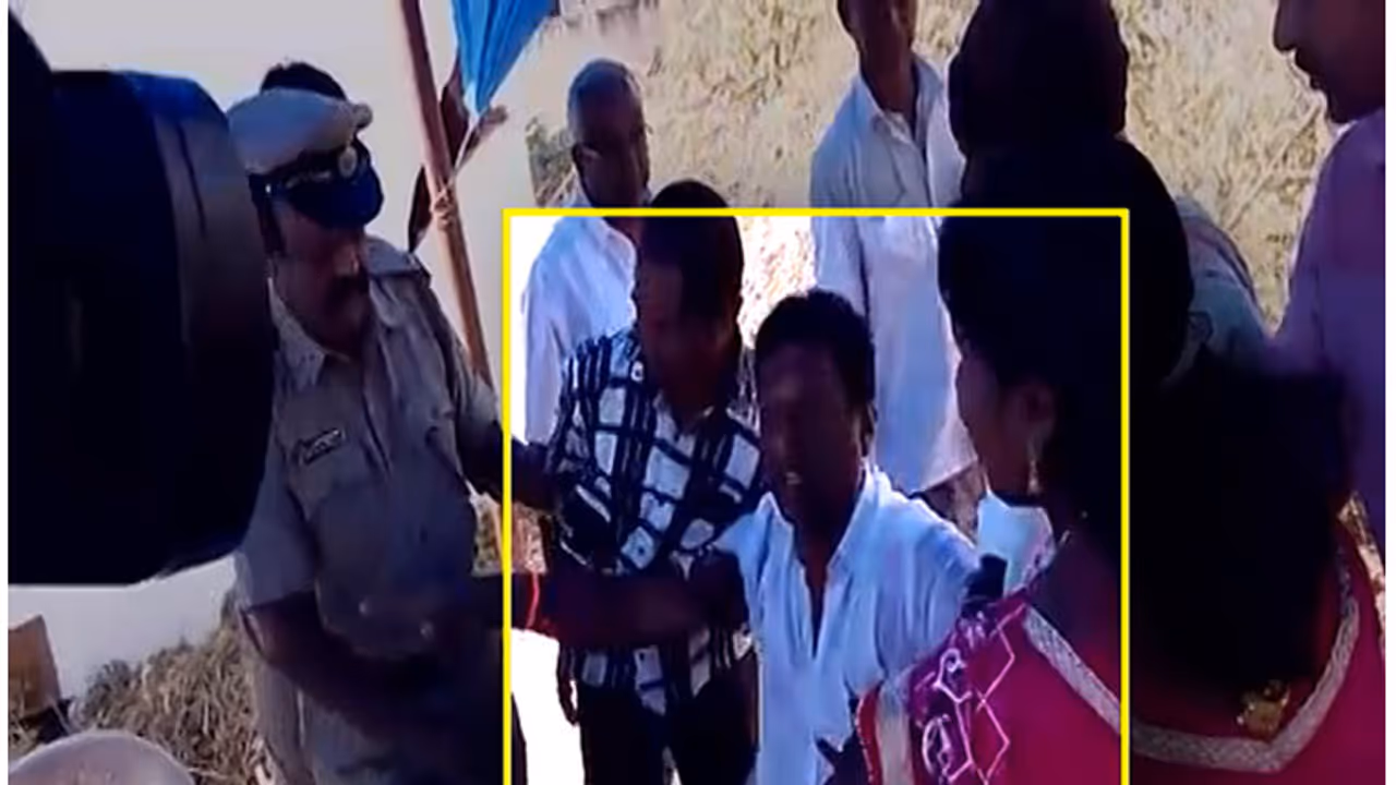 VIDEO: BBMP corporator tries to commit suicide in front of police, blames police and land mafia VIDEO: BBMP corporator tries to commit suicide in front of police, blames police and land mafia
