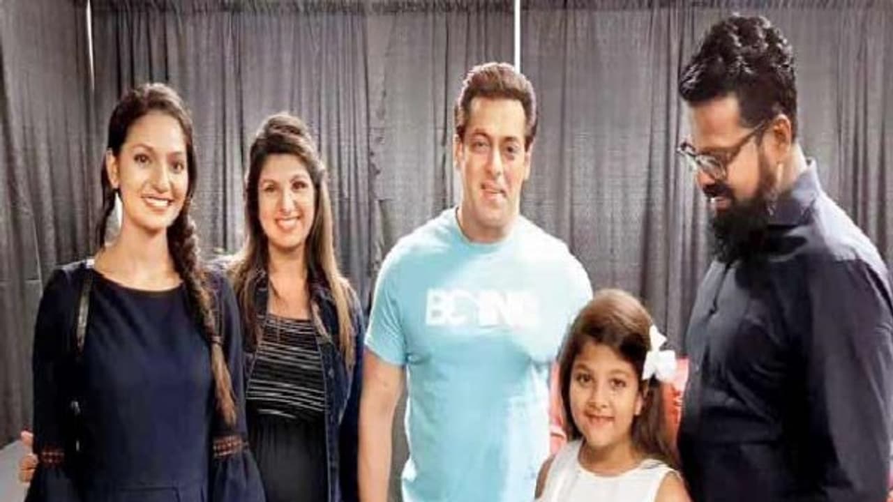 21 ஆண்டுகளுக்கு பிறகு அழைத்த பிரபல நடிகர்! துள்ளிக்குதித்துக் கொண்டு ஓடிய ரம்பா! 21 ஆண்டுகளுக்கு பிறகு அழைத்த பிரபல நடிகர்! துள்ளிக்குதித்துக் கொண்டு ஓடிய ரம்பா!