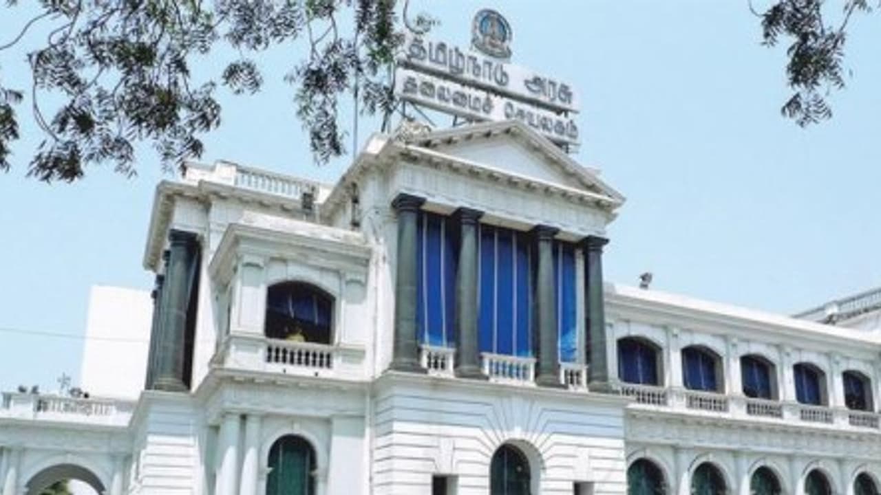 ஜூன் 8ம் தேதி கூடுகிறது சட்டப்பேரவை உள்ளாட்சி தேர்தலுக்கான இட ஒதுக்கீடு மசோதா தயார் ஜூன் 8ம் தேதி கூடுகிறது சட்டப்பேரவை உள்ளாட்சி தேர்தலுக்கான இட ஒதுக்கீடு மசோதா தயார்