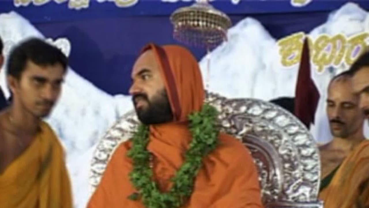 ನಕಲಿ ಅಶ್ಲೀಲ ಸಿಡಿ ಕೇಸ್ : ಕಾರವಾರ ಕೋರ್ಟ್ ಮಹತ್ವದ ಆದೇಶ ನಕಲಿ ಅಶ್ಲೀಲ ಸಿಡಿ ಕೇಸ್ : ಕಾರವಾರ ಕೋರ್ಟ್ ಮಹತ್ವದ ಆದೇಶ