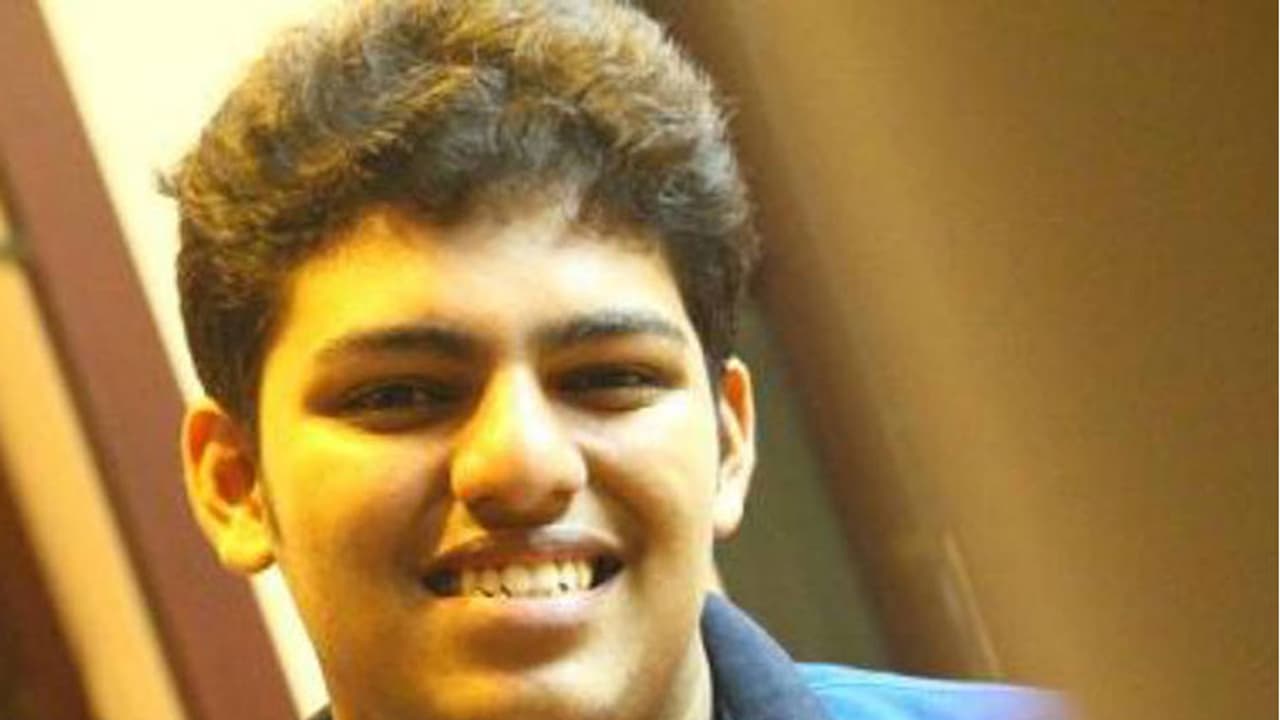 ഷാജി കൈലാസിന്റെ മകനും സംവിധായകനാകുന്നു ഷാജി കൈലാസിന്റെ മകനും സംവിധായകനാകുന്നു