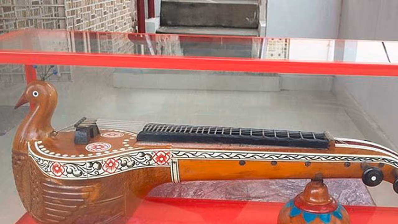 బొబ్బిలి వీణ గురించి తెలుసా? బొబ్బిలి వీణ గురించి తెలుసా?