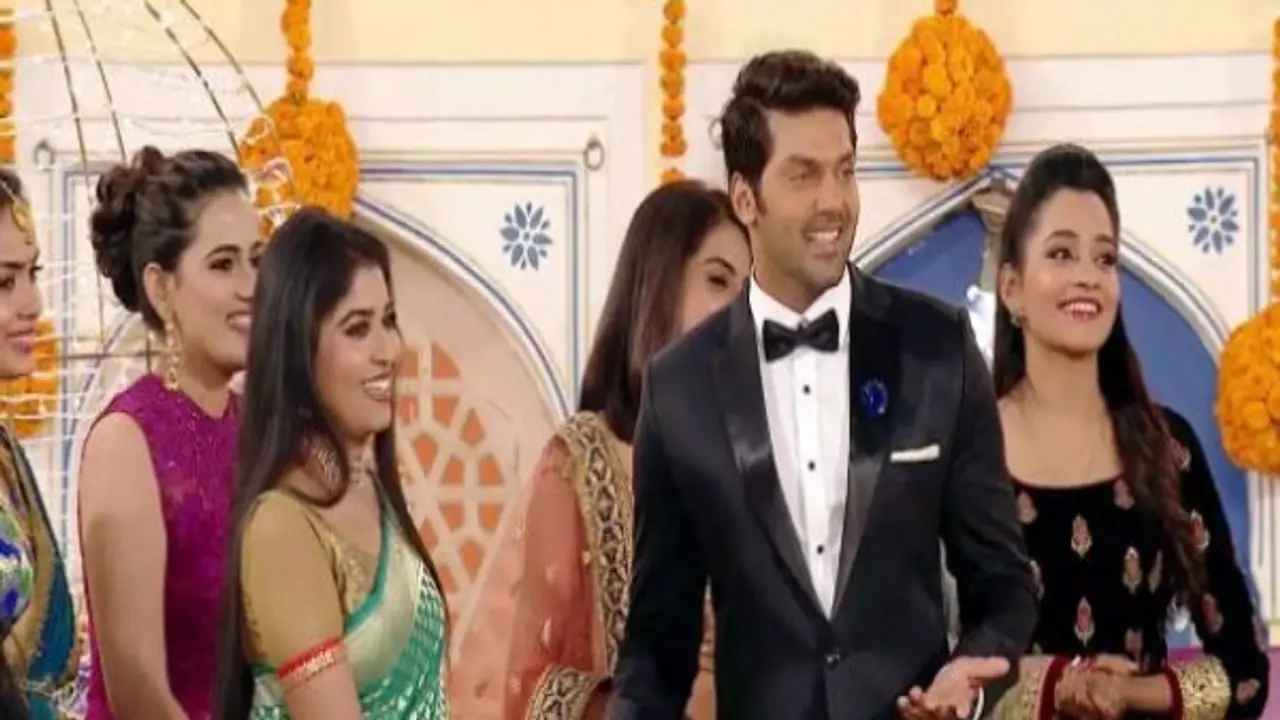 எனக்கும் உனக்கும் செட் ஆகாது... ஆர்யாவால் வெளியேற்றப்பட்ட போட்டியாளர்...!