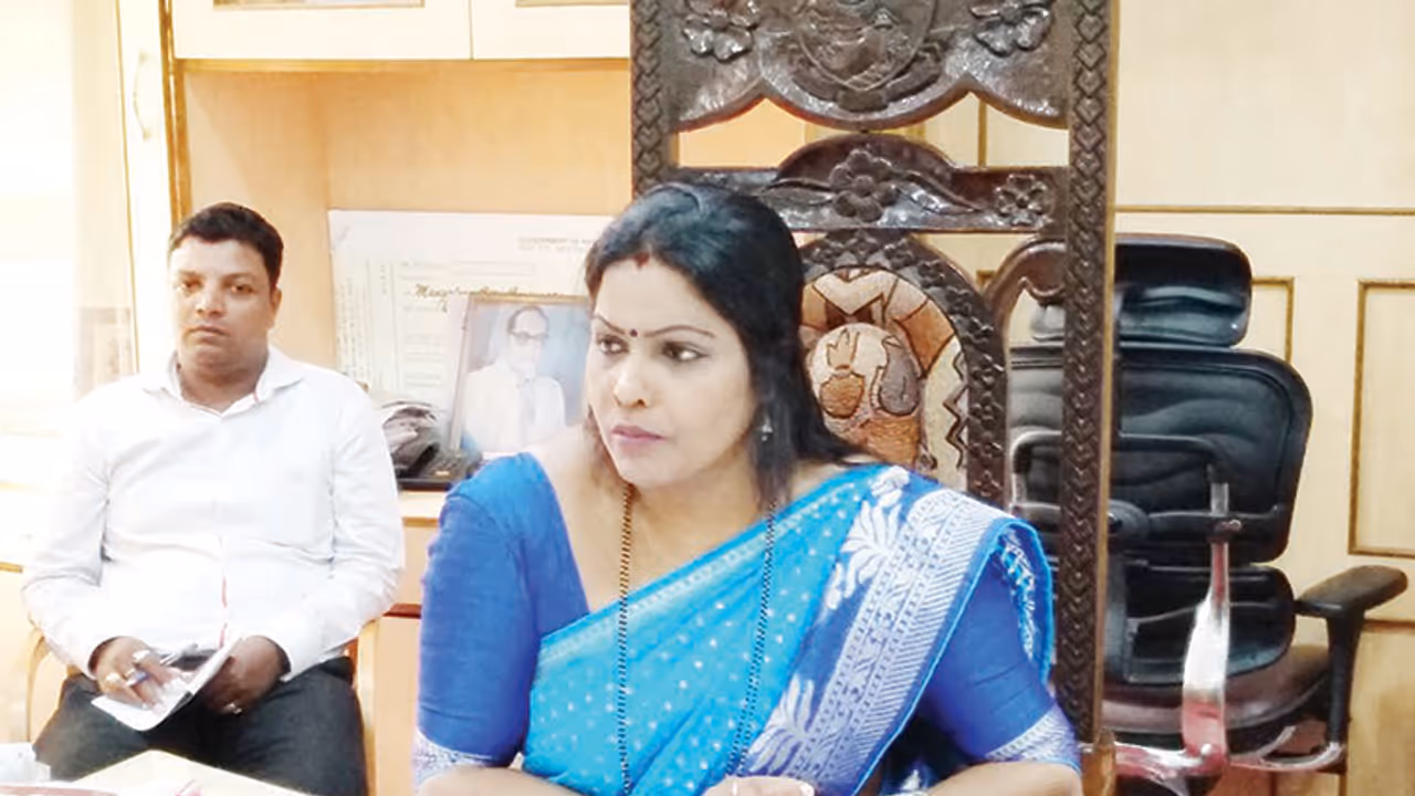 ವಾಚ್‌ಮ್ಯಾನ್‌ಗೆ ಮಂಗಳೂರು ಮೇಯರ್ ಕರಾಟೆ ಪಂಚ್!