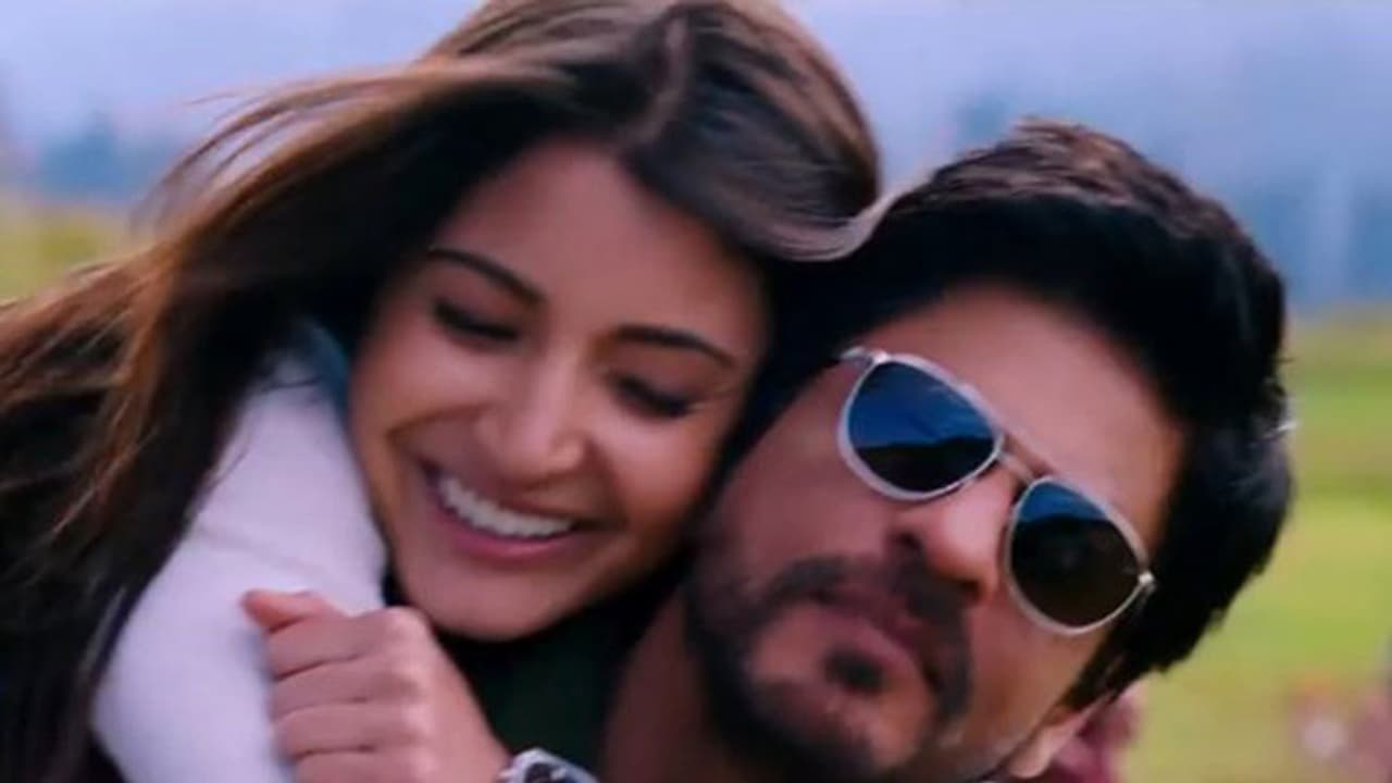 ഷാരൂഖിന് അഭിനയിക്കാന് അറിയില്ലെന്ന് അനുഷ്കാ ശര്മ്മ ഷാരൂഖിന് അഭിനയിക്കാന് അറിയില്ലെന്ന് അനുഷ്കാ ശര്മ്മ