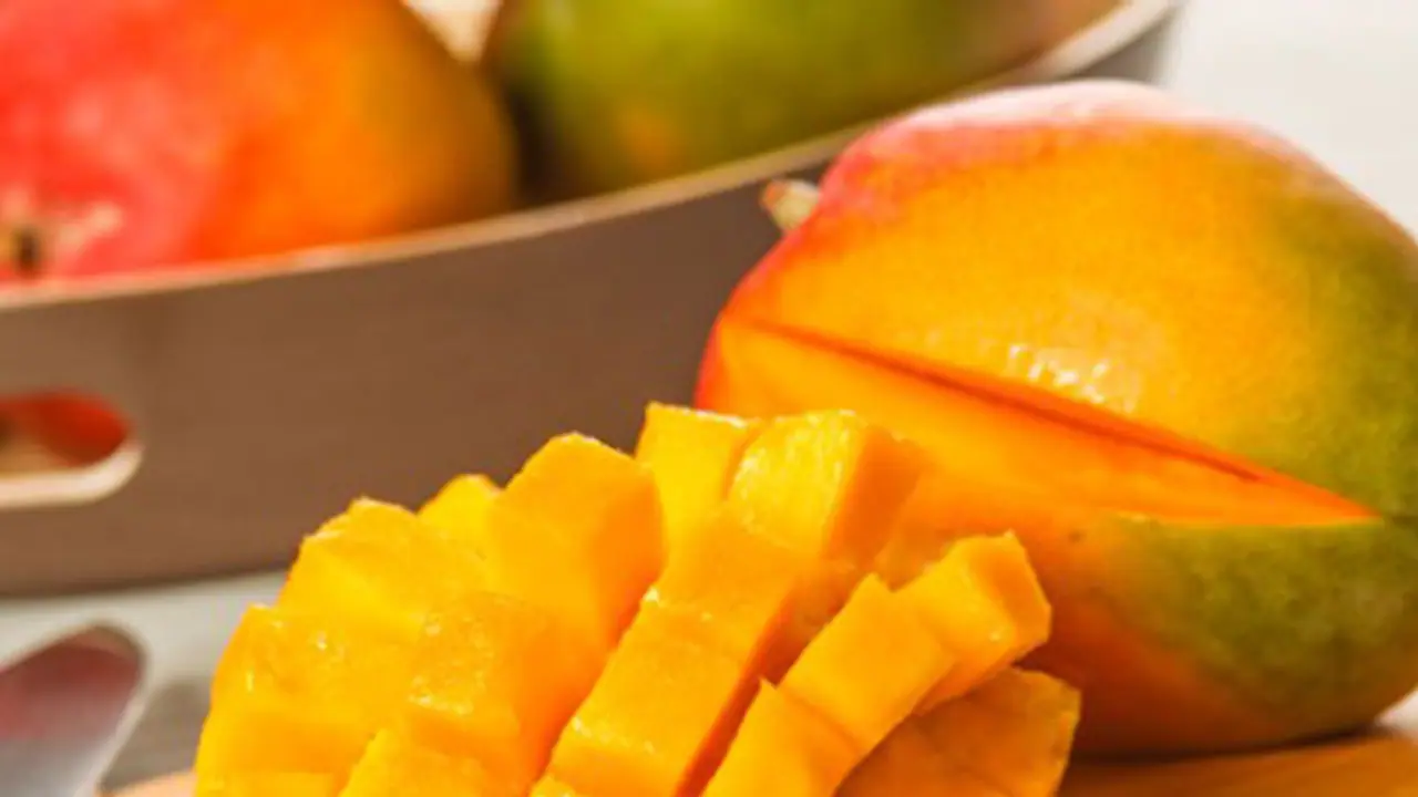 কোলেস্টেরল নিয়ন্ত্রণ করতে চান, তবে কাজ লাগান আমের আঁটি কোলেস্টেরল নিয়ন্ত্রণ করতে চান, তবে কাজ লাগান আমের আঁটি