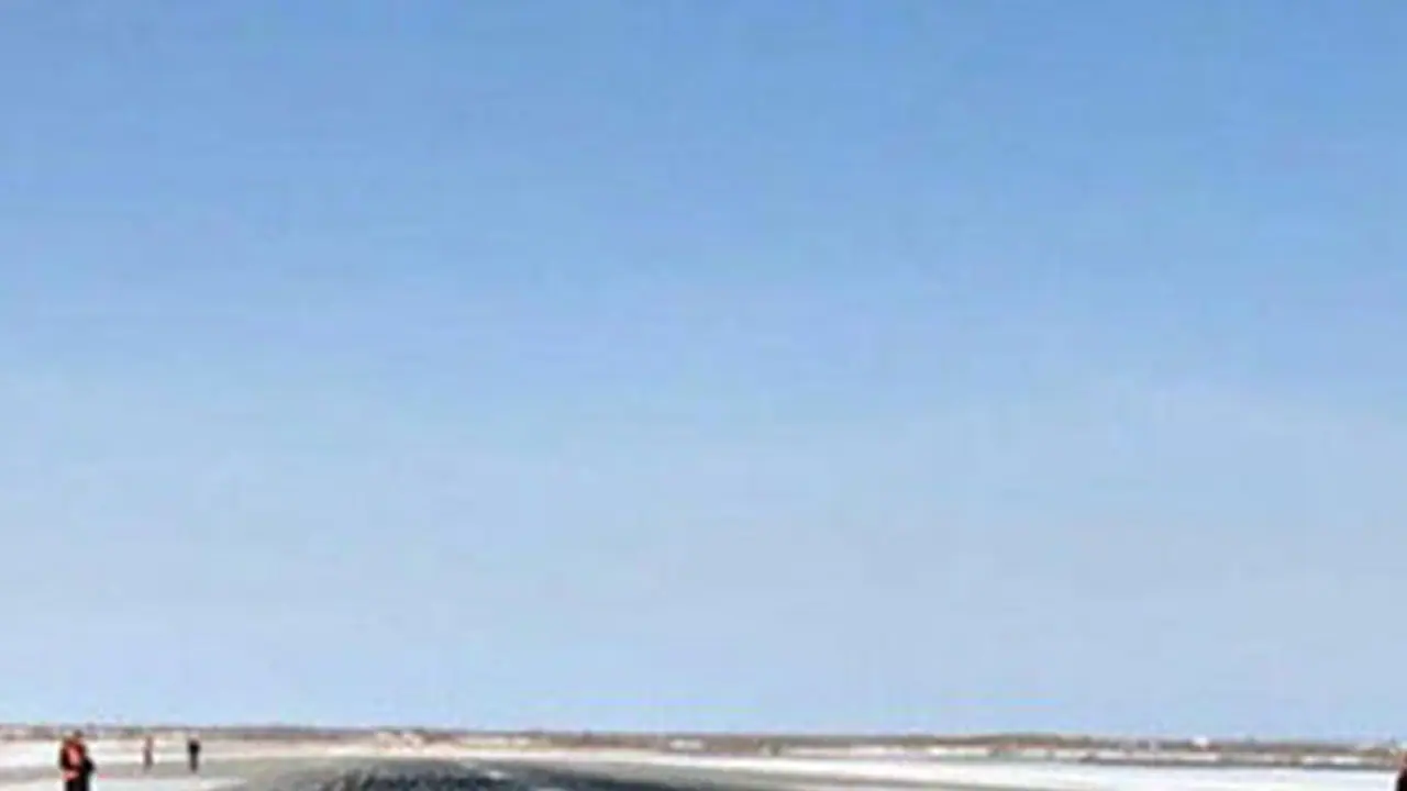 30 క్వింటాళ్ల బంగారం ఆకాశం నుంచి రాలిపడింది 30 క్వింటాళ్ల బంగారం ఆకాశం నుంచి రాలిపడింది