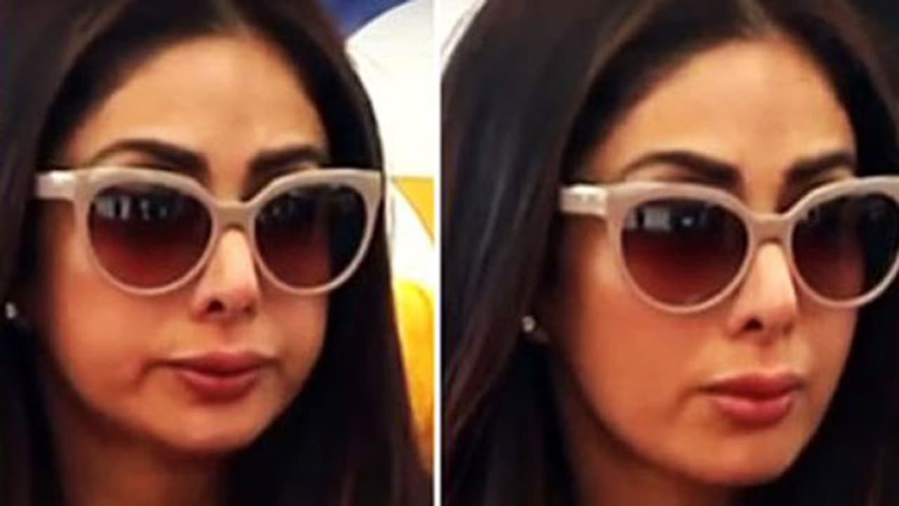 ശ്രീദേവിയുടെ ചുണ്ടിന് എന്തോ തകരാറില്ലേ? നടിയെ വിടാതെ പാപ്പരാസികള്‍