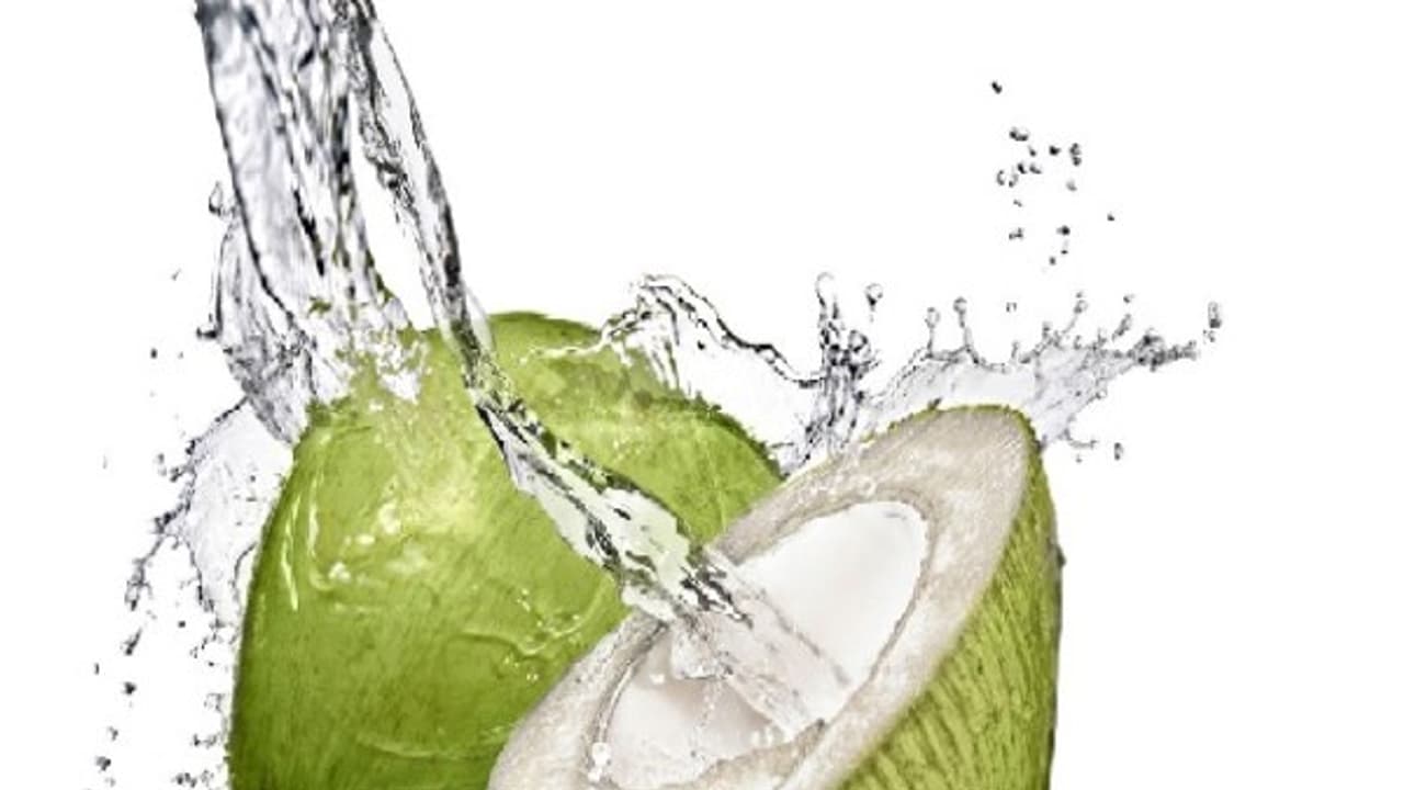 உங்களுக்கு தெரியுமா? இளநீர் ஒரு நல்ல தீக்காய நிவாரணி… உங்களுக்கு தெரியுமா? இளநீர் ஒரு நல்ல தீக்காய நிவாரணி…