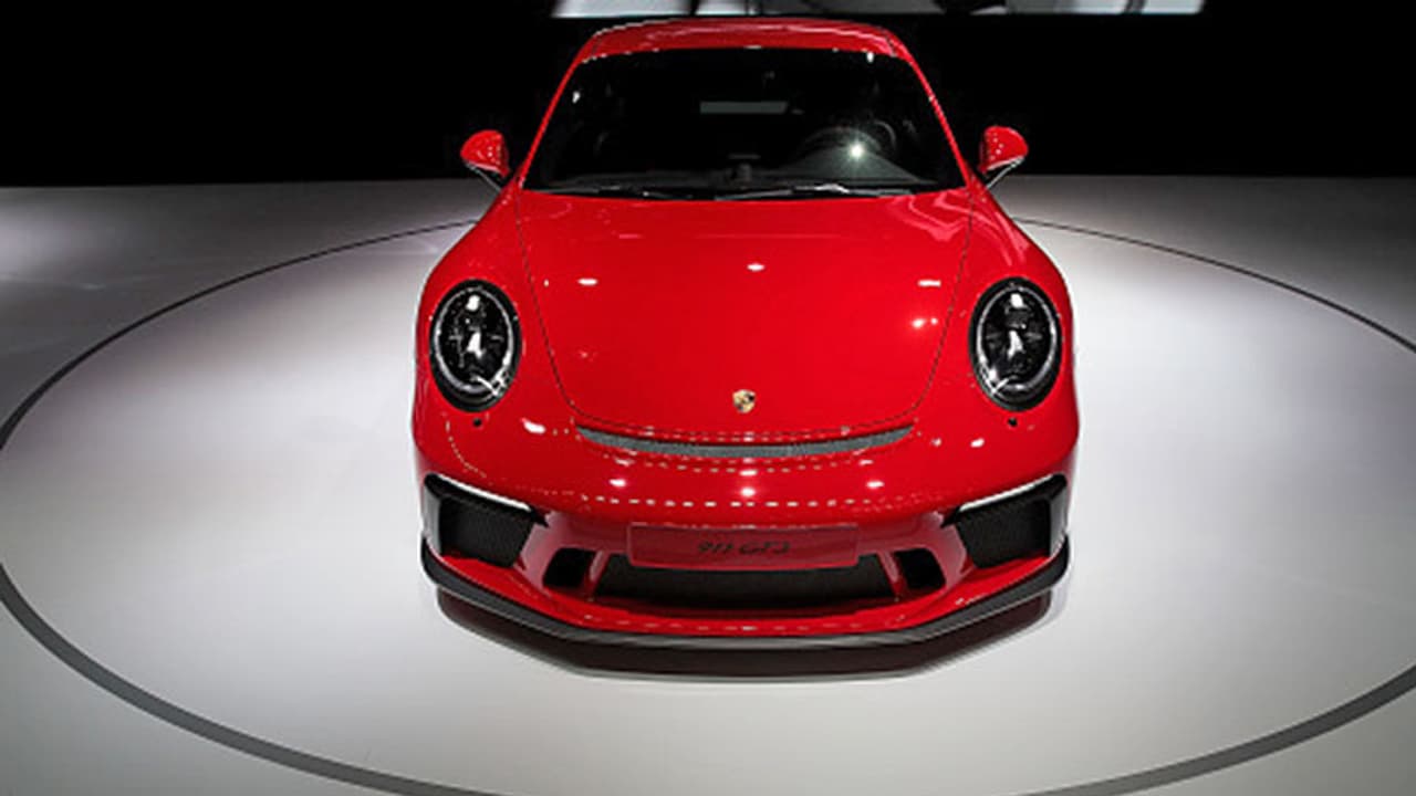 പോണ്ടിച്ചേരിയില് രജിസ്റ്റര് ചെയ്തത് കേരളത്തില് നിന്നുള്ള ആയിരത്തിലധികം ആഢംബരകാറുകള് പോണ്ടിച്ചേരിയില് രജിസ്റ്റര് ചെയ്തത് കേരളത്തില് നിന്നുള്ള ആയിരത്തിലധികം ആഢംബരകാറുകള്