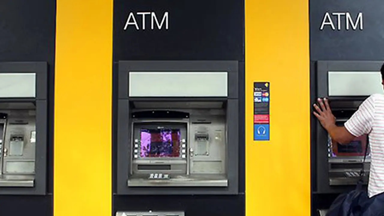 ₹ 12 crore looted from ATM cash handling company's office ₹ 12 crore looted from ATM cash handling company's office