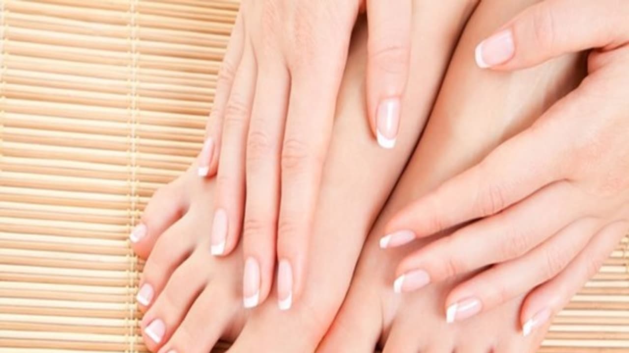 பாதங்களை அழகாக பராமரிக்க இதோ அட்டகாசமான வழிகள்... பாதங்களை அழகாக பராமரிக்க இதோ அட்டகாசமான வழிகள்...