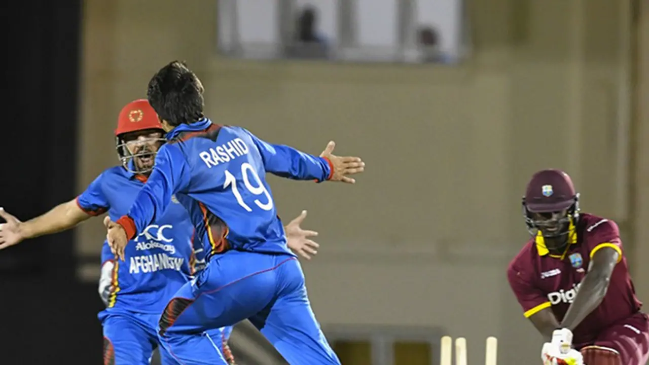 ಇಂಡೋ ಆಫ್ಘಾನ್ ಟೆಸ್ಟ್: 16 ಆಟಗಾರರ ತಂಡ ಪ್ರಕಟಿಸಿದ ಆಫ್ಘಾನಿಸ್ತಾನ ಇಂಡೋ ಆಫ್ಘಾನ್ ಟೆಸ್ಟ್: 16 ಆಟಗಾರರ ತಂಡ ಪ್ರಕಟಿಸಿದ ಆಫ್ಘಾನಿಸ್ತಾನ