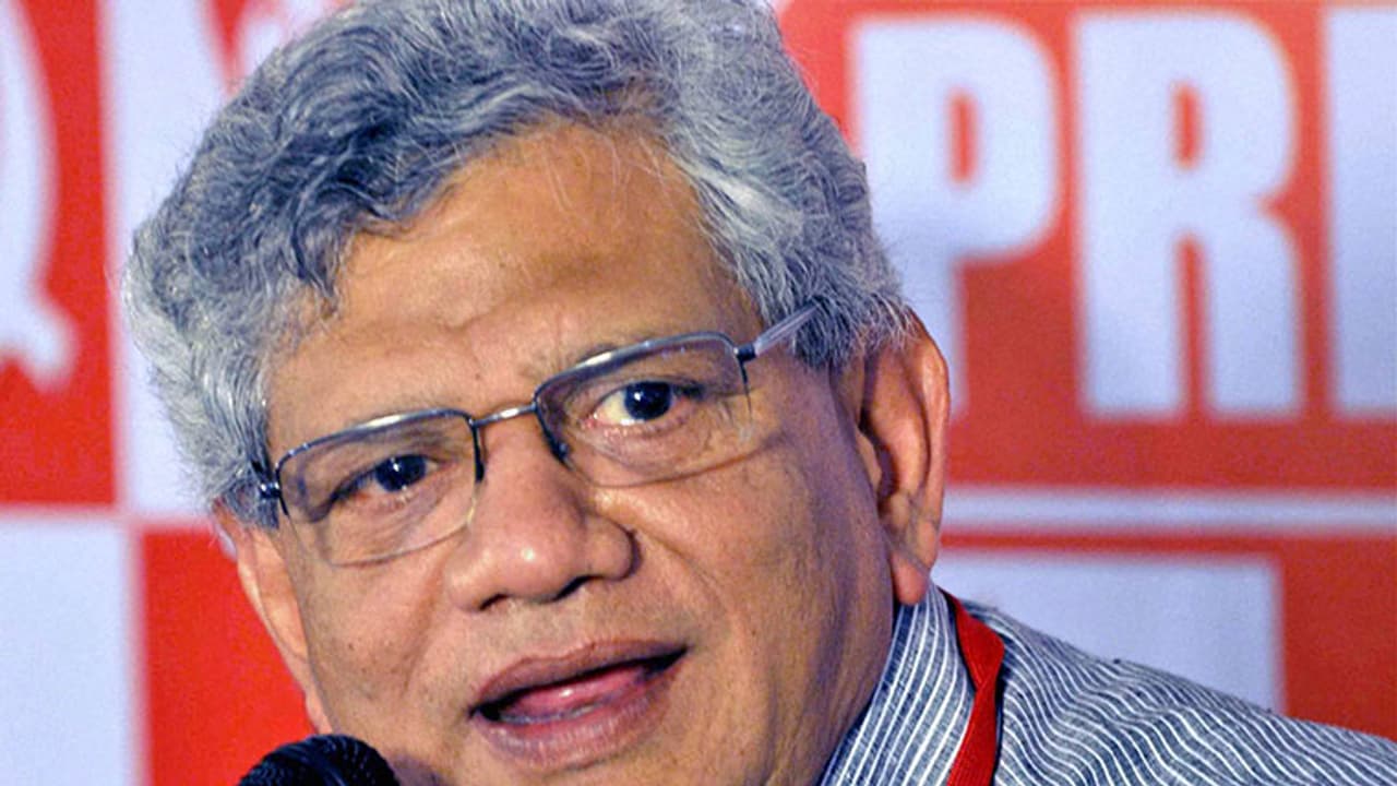 ഞാന് കോണ്ഗ്രസ് അനുകൂലികളെങ്കില് അവര് ബിജെപി അനുകൂലികള്: സീതാറാം യച്ചൂരി ഞാന് കോണ്ഗ്രസ് അനുകൂലികളെങ്കില് അവര് ബിജെപി അനുകൂലികള്: സീതാറാം യച്ചൂരി