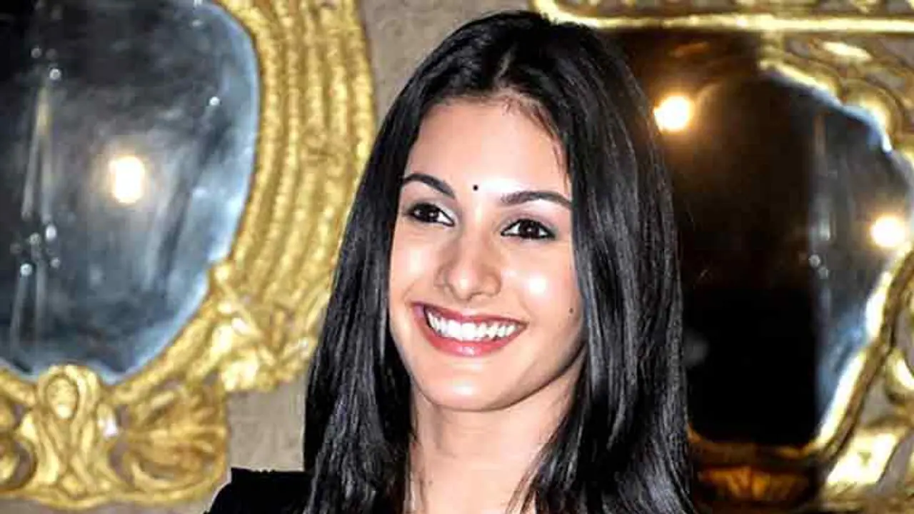 Amyra Dastur: I had to dress like Angelina Jolie from Lara Croft Amyra Dastur: I had to dress like Angelina Jolie from Lara Croft