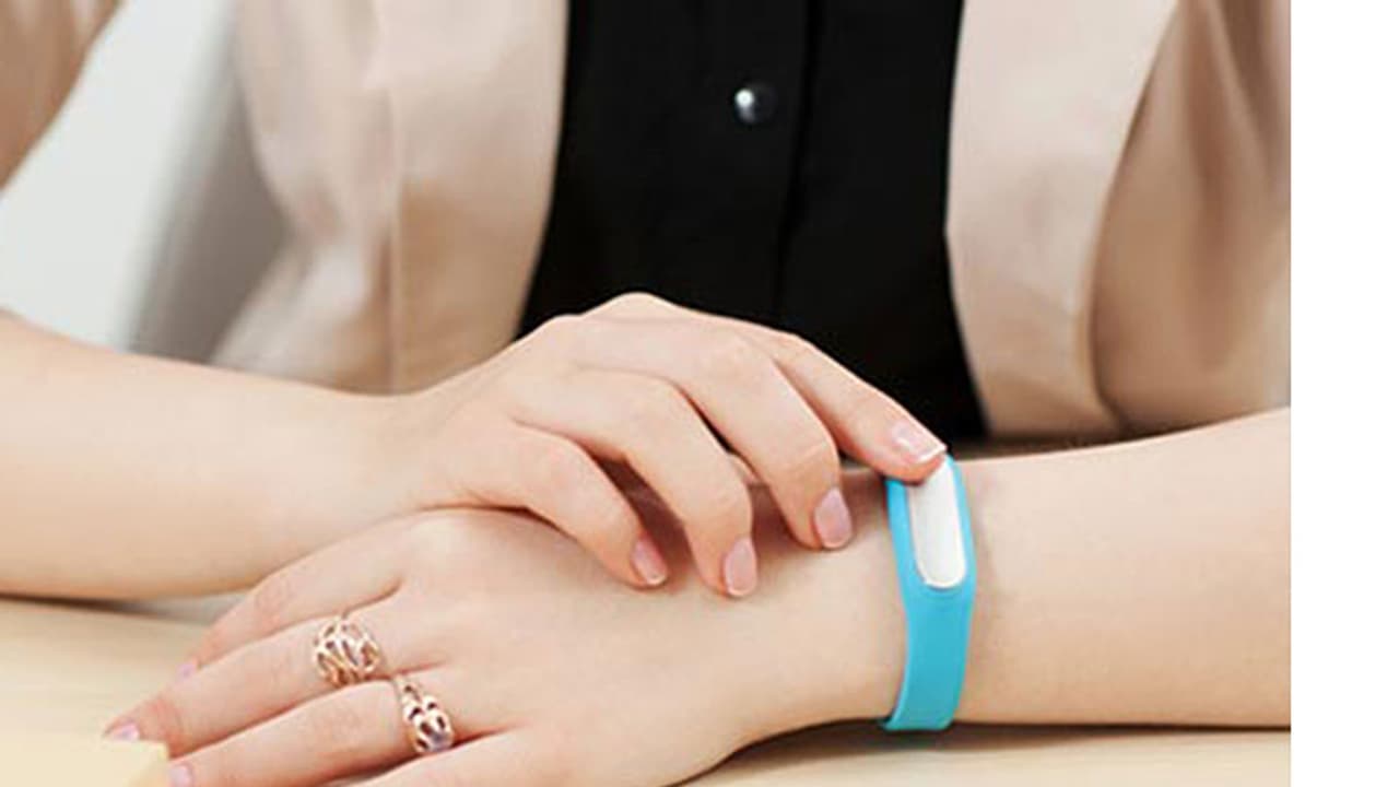 ഗര്ഭിണിയാകാന് അനുയോജ്യമായ സമയം പറയും ഈ സ്മാര്ട്ട് വള ഗര്ഭിണിയാകാന് അനുയോജ്യമായ സമയം പറയും ഈ സ്മാര്ട്ട് വള