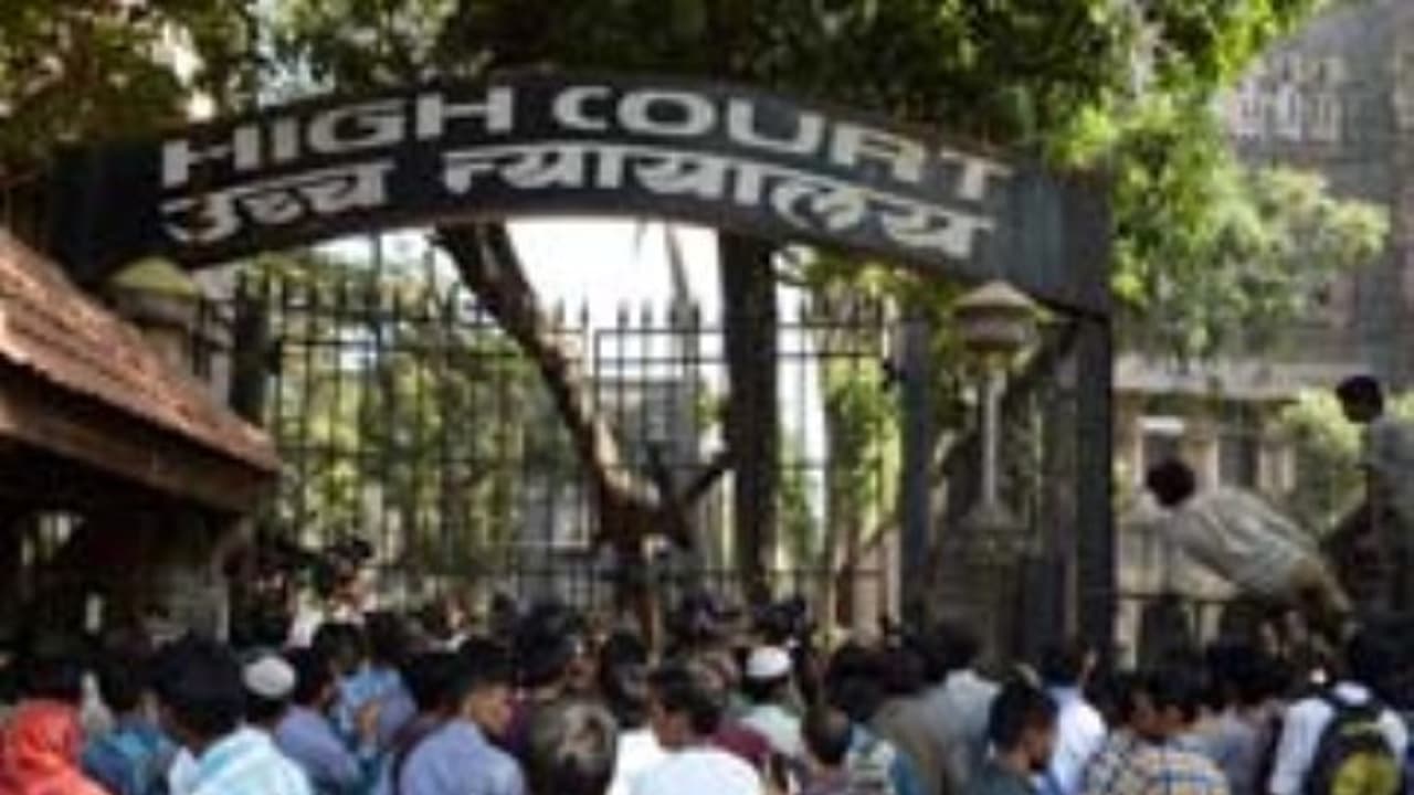 বোম্বে হাইকোর্টের কাছে আচমকা ৭ জনের উপর বেপরোয়া ছুরি চালাল কেনিয়ান নাগরিক, ধৃত অভিযুক্ত