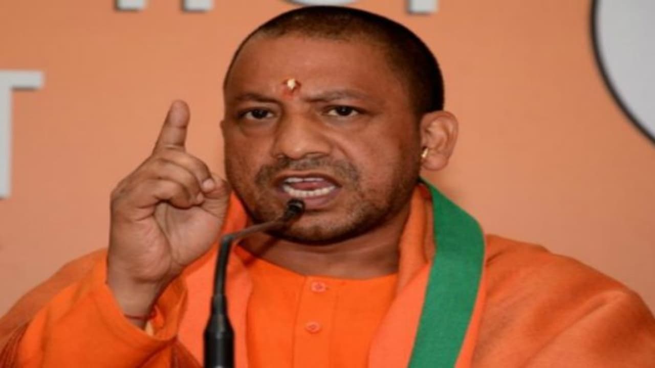 ‘ஸ்மார்ட் சிட்டி‘ அல்ல; ‘ஸ்மார்ட் கிராமம்தான்’ முக்கியம் முதல்வர் ஆதித்யநாத் ஆவேசப் பேச்சு ‘ஸ்மார்ட் சிட்டி‘ அல்ல; ‘ஸ்மார்ட் கிராமம்தான்’ முக்கியம் முதல்வர் ஆதித்யநாத் ஆவேசப் பேச்சு