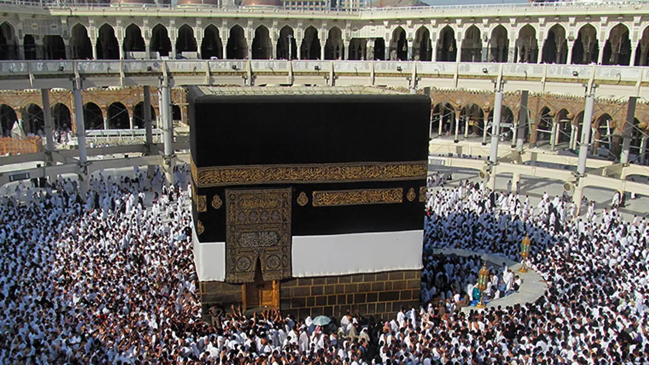 UAE will no longer grant Haj permits to NRIs UAE will no longer grant Haj permits to NRIs