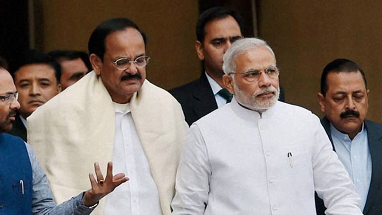 ಚಳಿಗಾಲದ ಅಧಿವೇಶನದ ಕೊನೇ ದಿನ: ಇಂದಾದರೂ ಮಾತನಾಡುತ್ತಾರಾ ಪ್ರಧಾನಿ ಮೋದಿ ಚಳಿಗಾಲದ ಅಧಿವೇಶನದ ಕೊನೇ ದಿನ: ಇಂದಾದರೂ ಮಾತನಾಡುತ್ತಾರಾ ಪ್ರಧಾನಿ ಮೋದಿ