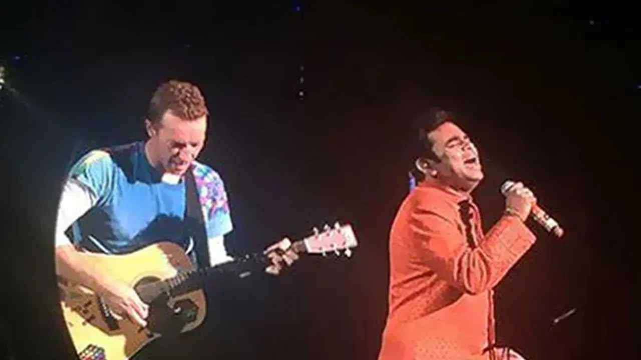 Watch: Chris Martin sings ‘Vande Mataram’ with AR Rahman Watch: Chris Martin sings ‘Vande Mataram’ with AR Rahman