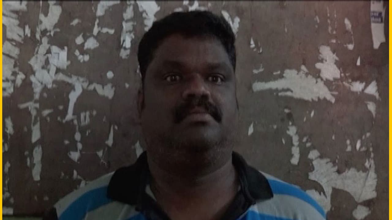 പുത്തൻപാലം രാജേഷ് ഗുണ്ടാനിയമപ്രകാരം അറസ്റ്റിൽ പുത്തൻപാലം രാജേഷ് ഗുണ്ടാനിയമപ്രകാരം അറസ്റ്റിൽ