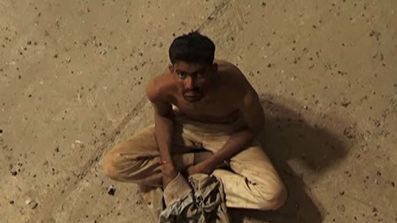 ಕುಡಿದ ಮತ್ತಿನಲ್ಲಿ ಟ್ಯಾಂಕ್ ಹೇಗಿರುತ್ತೆ ನೋಡಲು ಹೋದವನು 2 ದಿನ ಅದರೊಳಗೇ ಕಳೆದ