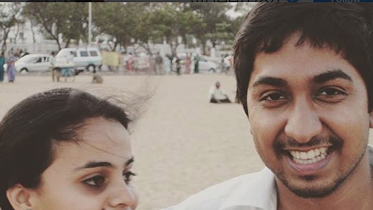 '2004 മാര്ച്ച് 31ന് അതിരാവിലെയാണ് ഞാന് ദിവ്യയെ പ്രൊപ്പോസ് ചെയ്തത്' '2004 മാര്ച്ച് 31ന് അതിരാവിലെയാണ് ഞാന് ദിവ്യയെ പ്രൊപ്പോസ് ചെയ്തത്'