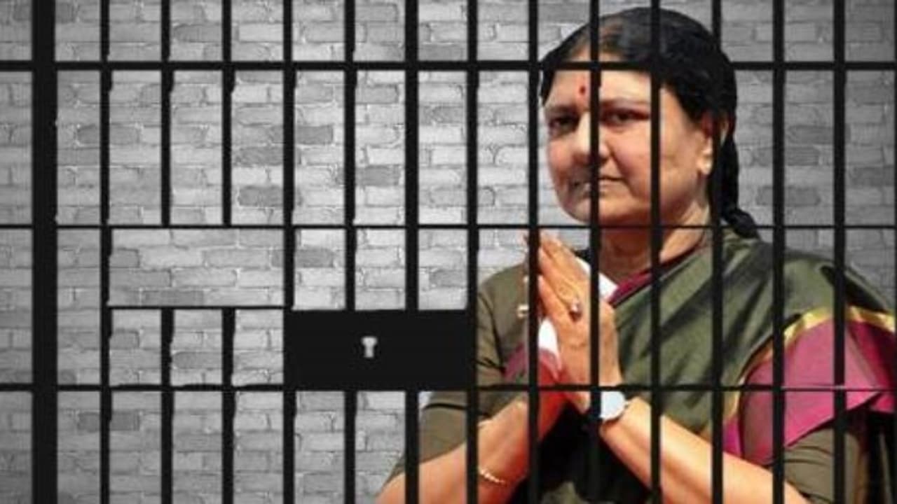 சிறைக்கு சென்ற அமைச்சர்கள் சசிகலாவுடன் சந்திப்பு சிறைக்கு சென்ற அமைச்சர்கள் சசிகலாவுடன் சந்திப்பு