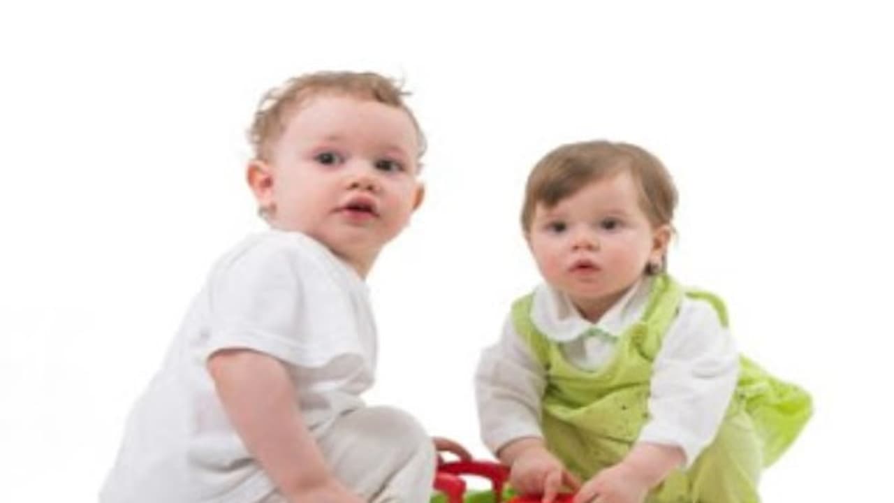 குழந்தைகள் பக்கத்தில் இருக்கும்போது வீட்டைச் சுத்தப்படுத்தக் கூடாது. ஏன்? குழந்தைகள் பக்கத்தில் இருக்கும்போது வீட்டைச் சுத்தப்படுத்தக் கூடாது. ஏன்?