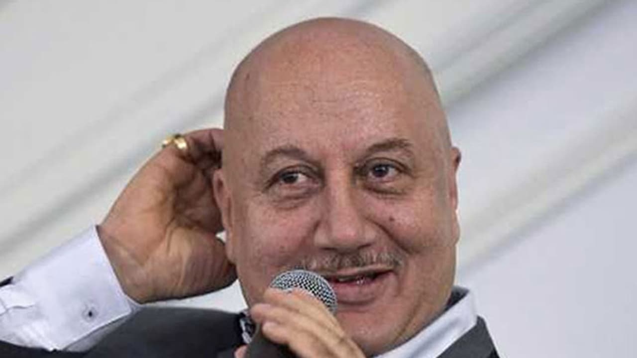 അനുപം ഖേര്‍ പുനെ ഫിലിം ഇന്‍സ്റ്റിറ്റ്യൂട്ട് ചെയര്‍മാന്‍