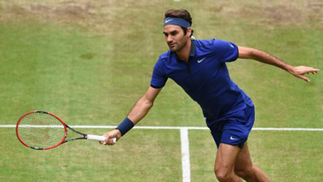 ಟೆನಿಸ್: 100ನೇ ಪ್ರಶಸ್ತಿ ಹೊಸ್ತಿಲಲ್ಲಿ ಫೆಡರರ್ ಟೆನಿಸ್: 100ನೇ ಪ್ರಶಸ್ತಿ ಹೊಸ್ತಿಲಲ್ಲಿ ಫೆಡರರ್