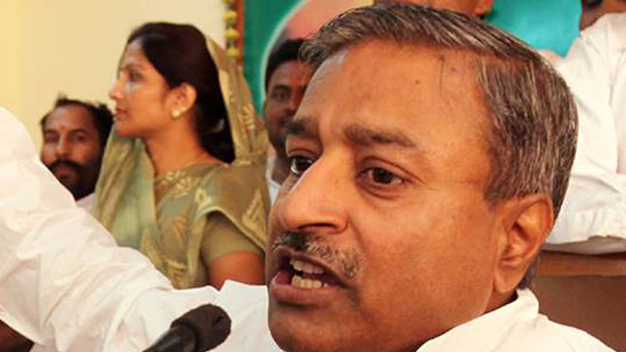 ದಿಲ್ಲಿಯ ಜಾಮಾ ಮಸೀದಿ ’ಜಮುನಾ ದೇವಿ ದೇವಸ್ಥಾನ'! ಬಿಜೆಪಿ ಸಂಸದನಿಂದ ವಿವಾದ ದಿಲ್ಲಿಯ ಜಾಮಾ ಮಸೀದಿ ’ಜಮುನಾ ದೇವಿ ದೇವಸ್ಥಾನ'! ಬಿಜೆಪಿ ಸಂಸದನಿಂದ ವಿವಾದ