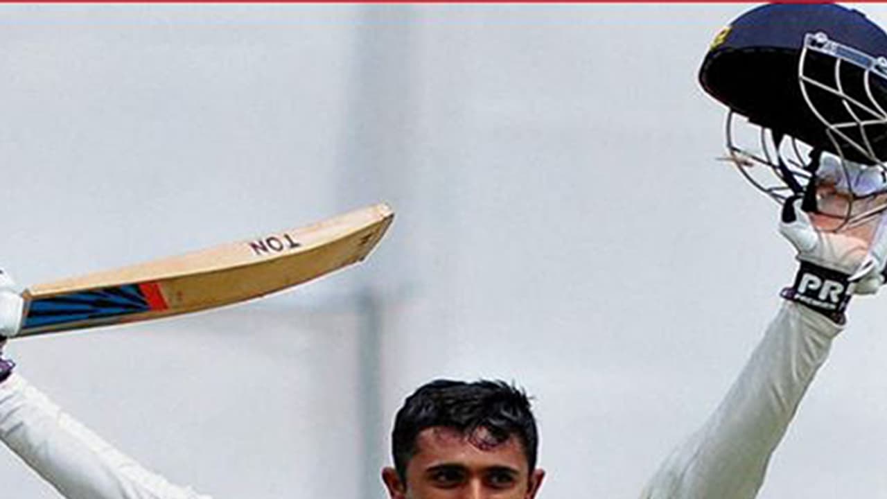 ರಣಜಿ ಟ್ರೋಫಿ: ಕರ್ನಾಟಕಕ್ಕೆ ಇನ್ನಿಂಗ್ಸ್ ಮುನ್ನಡೆ ಒದಗಿಸಿದ ಶ್ರೇಯಸ್! ರಣಜಿ ಟ್ರೋಫಿ: ಕರ್ನಾಟಕಕ್ಕೆ ಇನ್ನಿಂಗ್ಸ್ ಮುನ್ನಡೆ ಒದಗಿಸಿದ ಶ್ರೇಯಸ್!