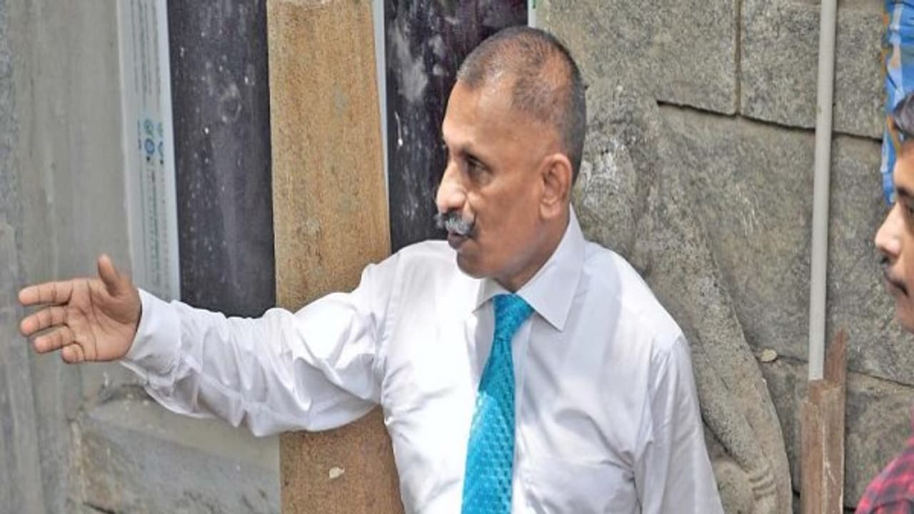 பொன்.மாணிக்கவேலை நியமனம் செய்யாவிட்டால் அவமதிப்பு வழக்குதான் தமிழக அரசுக்கு உயர்நீதிமன்றம் எச்சரிக்கை...!!! பொன்.மாணிக்கவேலை நியமனம் செய்யாவிட்டால் அவமதிப்பு வழக்குதான் தமிழக அரசுக்கு உயர்நீதிமன்றம் எச்சரிக்கை...!!!