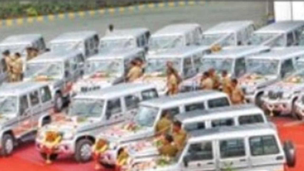 Bus Mitra service launched for road accident victims Bus Mitra service launched for road accident victims