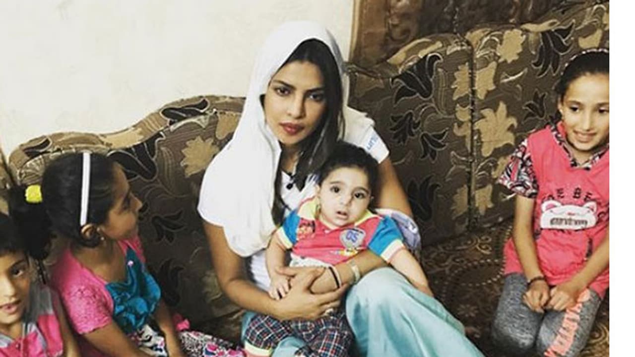 ഇത്രയും കാലം കൊണ്ട് നിങ്ങള് എന്ത് ചെയ്തു; ട്രോളിയ യുവാവിന് ചുട്ട മറുപടിയുമായി പ്രിയങ്ക ഇത്രയും കാലം കൊണ്ട് നിങ്ങള് എന്ത് ചെയ്തു; ട്രോളിയ യുവാവിന് ചുട്ട മറുപടിയുമായി പ്രിയങ്ക