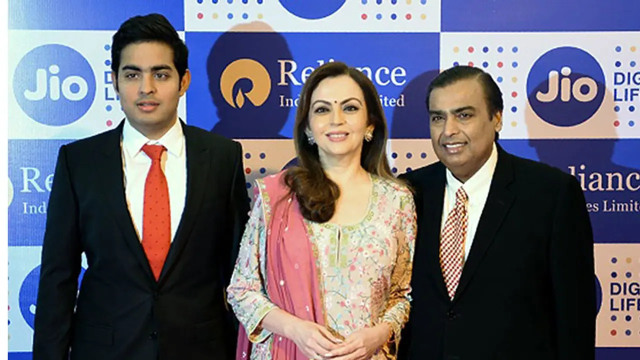 ಈ ವರ್ಷವೇ ಮುಕೇಶ್ ಅಂಬಾನಿ ಪುತ್ರ ಆಕಾಶ್ ವಿವಾಹ? ಈ ವರ್ಷವೇ ಮುಕೇಶ್ ಅಂಬಾನಿ ಪುತ್ರ ಆಕಾಶ್ ವಿವಾಹ?