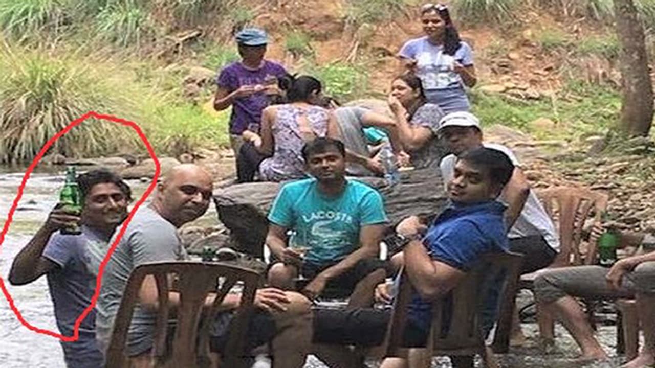 ಅರಣ್ಯದಲ್ಲಿ ವನ್ಯಜೀವಿ ಪರಿಪಾಲಕರಿಂದಲೇ ಪರಿಸರ ಮಾಲಿನ್ಯ!: ವೈರಲ್ ಆದ ಫೋಟೋಗಳು