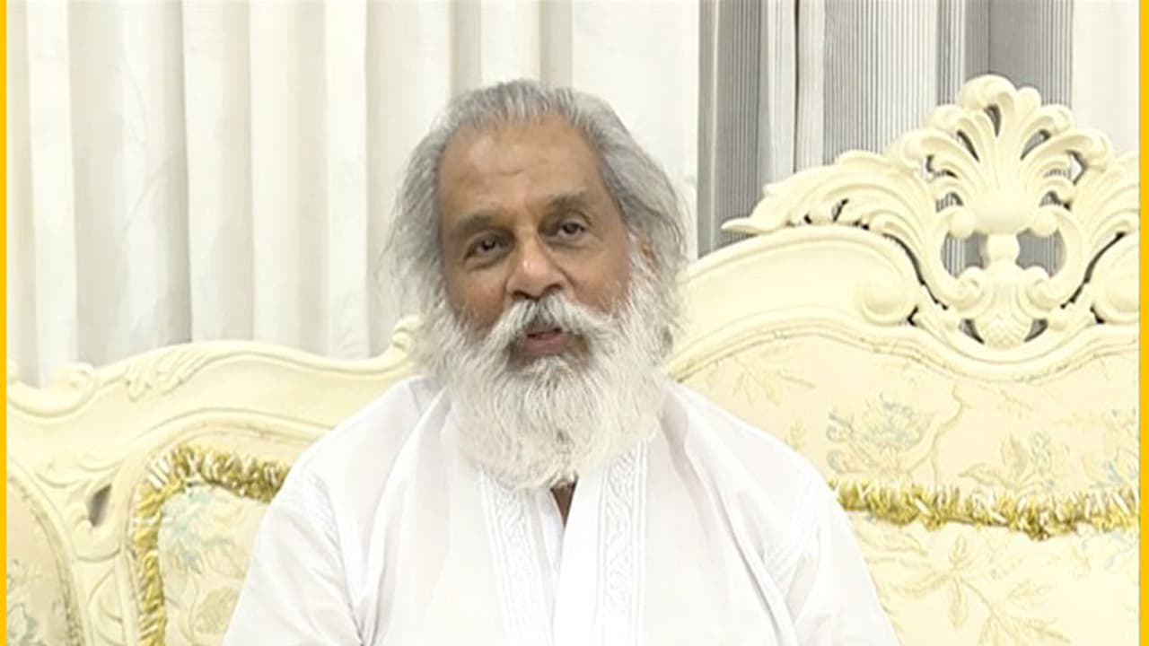 'ಮಹಿಳೆಯರೇ, ಅಯ್ಯಪ್ಪನ ದೇಗುಲಕ್ಕೆ ಹೋಗಬೇಡಿ, ಪುರುಷರ ಮನಸ್ಸು ವಿಚಲಿತವಾಗುತ್ತೆ' 'ಮಹಿಳೆಯರೇ, ಅಯ್ಯಪ್ಪನ ದೇಗುಲಕ್ಕೆ ಹೋಗಬೇಡಿ, ಪುರುಷರ ಮನಸ್ಸು ವಿಚಲಿತವಾಗುತ್ತೆ'