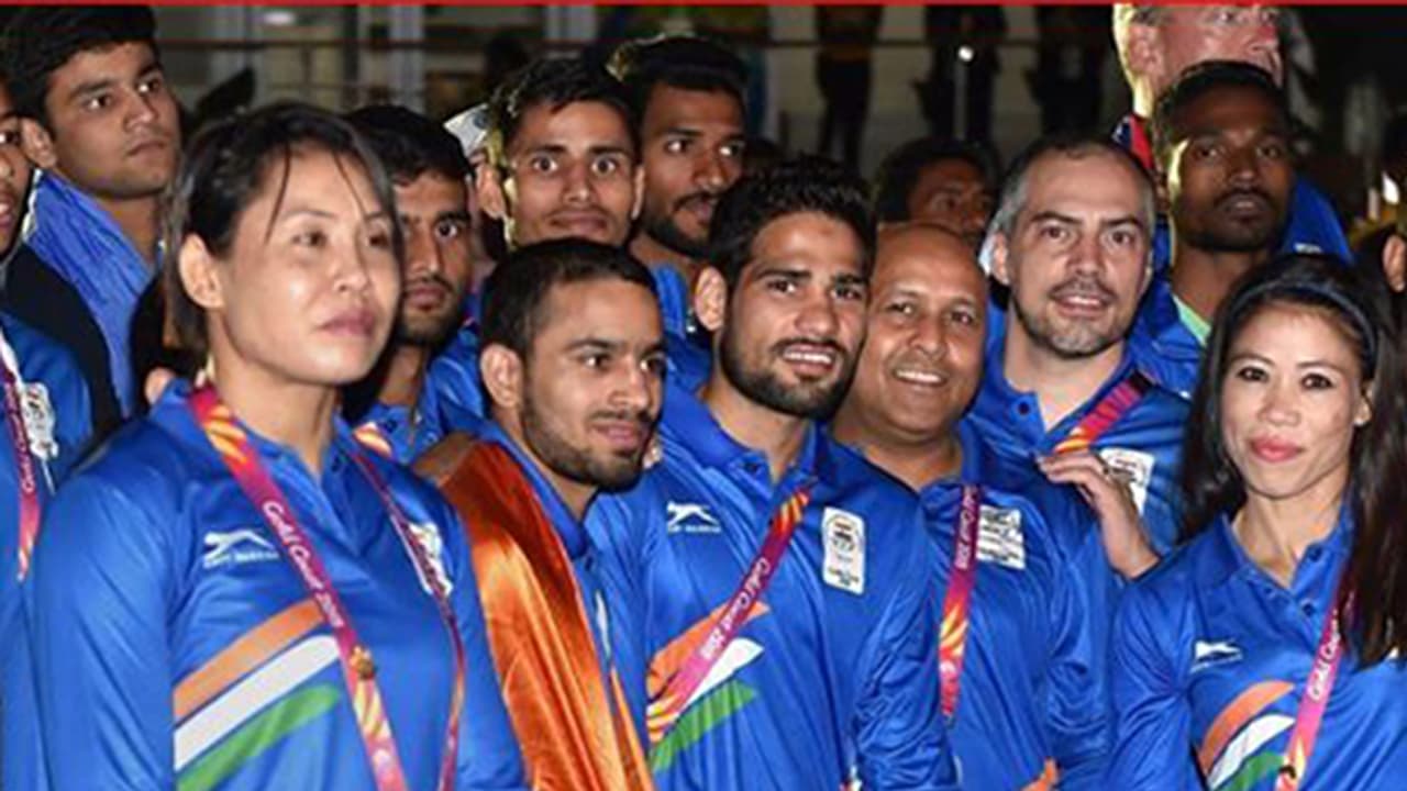 ಫೋಟೋದಲ್ಲಿ ಹಲ್ಲು ಬಿಟ್ಟಿದ್ದಕ್ಕೆ ಅಥ್ಲೀಟ್’ಗಳ ಮಾನ್ಯತೆ ರದ್ದು..! ಫೋಟೋದಲ್ಲಿ ಹಲ್ಲು ಬಿಟ್ಟಿದ್ದಕ್ಕೆ ಅಥ್ಲೀಟ್’ಗಳ ಮಾನ್ಯತೆ ರದ್ದು..!