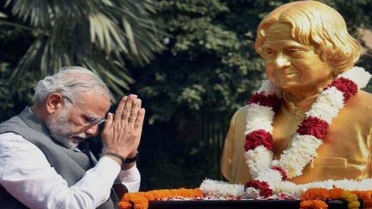 ಪ್ರಧಾನಿ ಮೋದಿಗೆ 2020 ಟಾರ್ಗೆಟ್ ನೀಡಿದ್ದ ಡಾ. ಕಲಾಂ, ಸಂಬಂಧಿ ಬಿಚ್ಚಿಟ್ಟ ರೋಚಕ ಮಾಹಿತಿ!