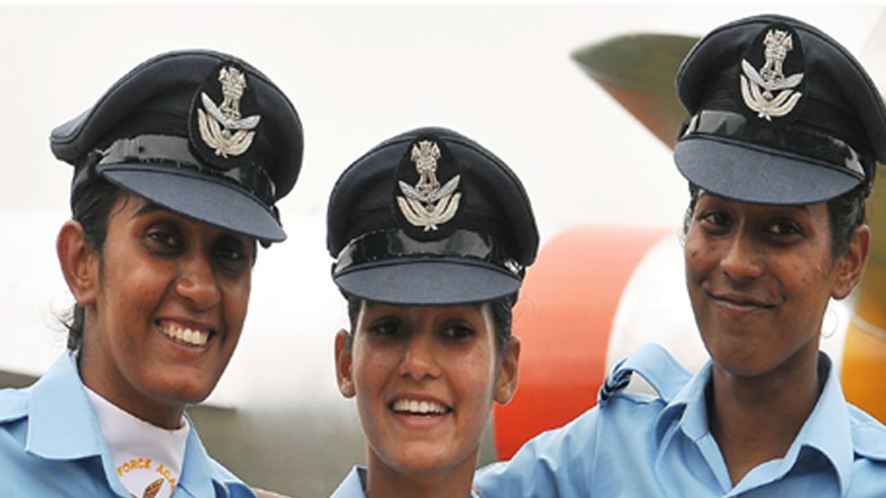 ವಾಯುಪಡೆಯ ಪುಟಗಳಲ್ಲಿ ದಾಖಲಾಯ್ತು ಹೊಸ ಇತಿಹಾಸ ವಾಯುಪಡೆಯ ಪುಟಗಳಲ್ಲಿ ದಾಖಲಾಯ್ತು ಹೊಸ ಇತಿಹಾಸ