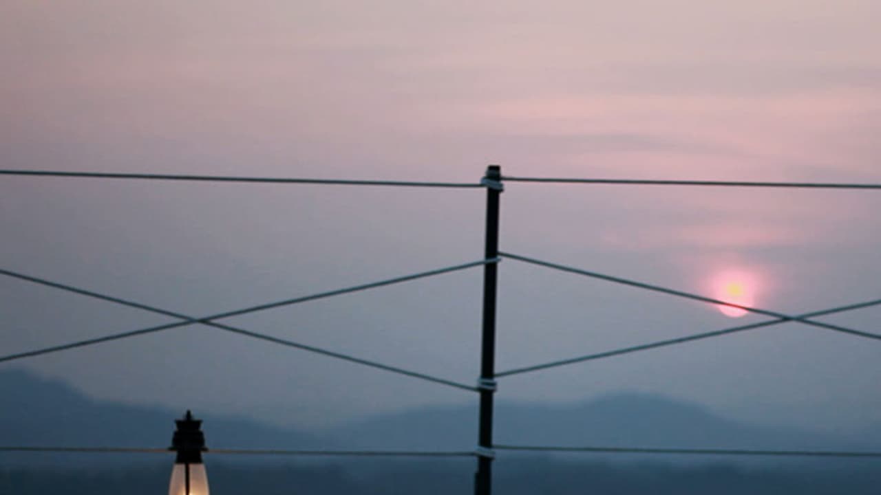 ജടായുപക്ഷിയുടെ ഓരത്ത് നിന്നവർ സൂപ്പർ മൂൺ കണ്ടു ജടായുപക്ഷിയുടെ ഓരത്ത് നിന്നവർ സൂപ്പർ മൂൺ കണ്ടു