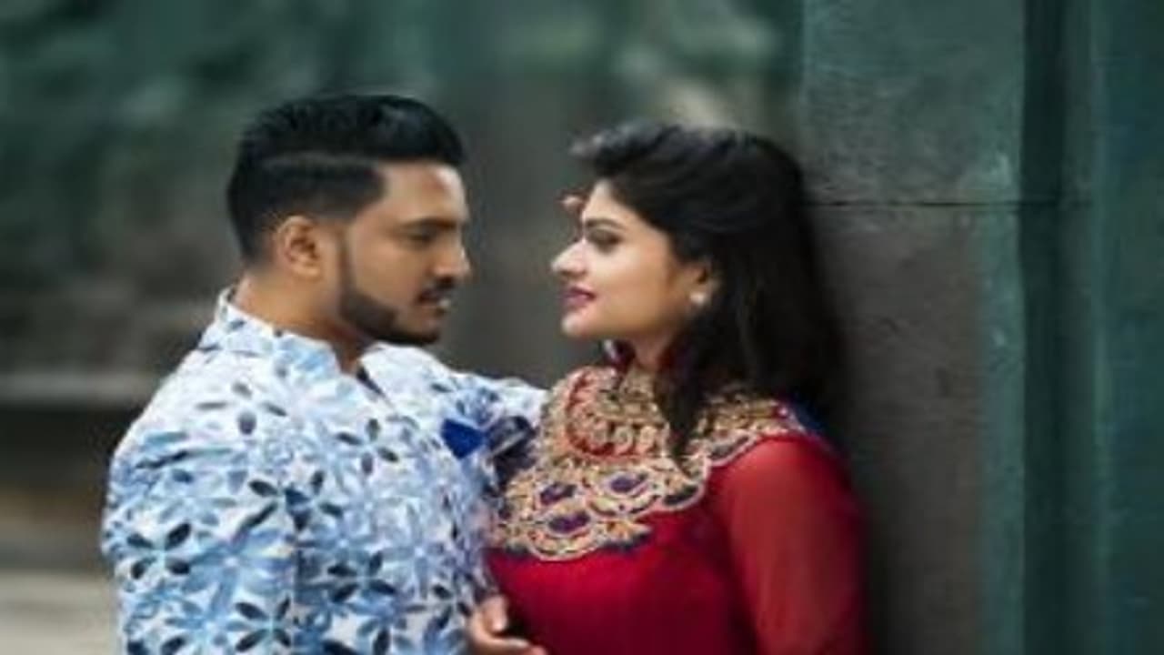 சந்தானத்தின் நடனத்தை பார்த்து செம்மயா இருக்குனு பாராட்டிய சிம்பு… சந்தானத்தின் நடனத்தை பார்த்து செம்மயா இருக்குனு பாராட்டிய சிம்பு…