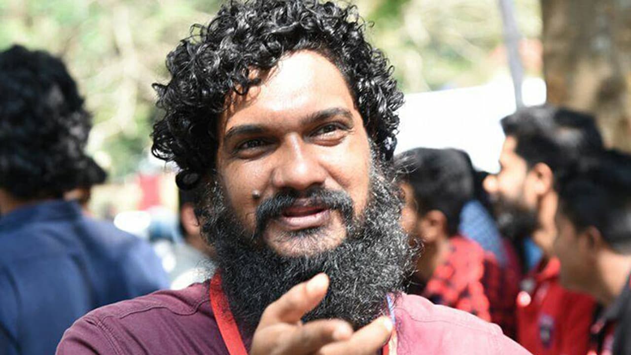 ചലചിത്ര അക്കാദമിക്കെതിരെ സമരത്തിനൊരുങ്ങി സനല്‍കുമാര്‍ ശശിധരന്‍