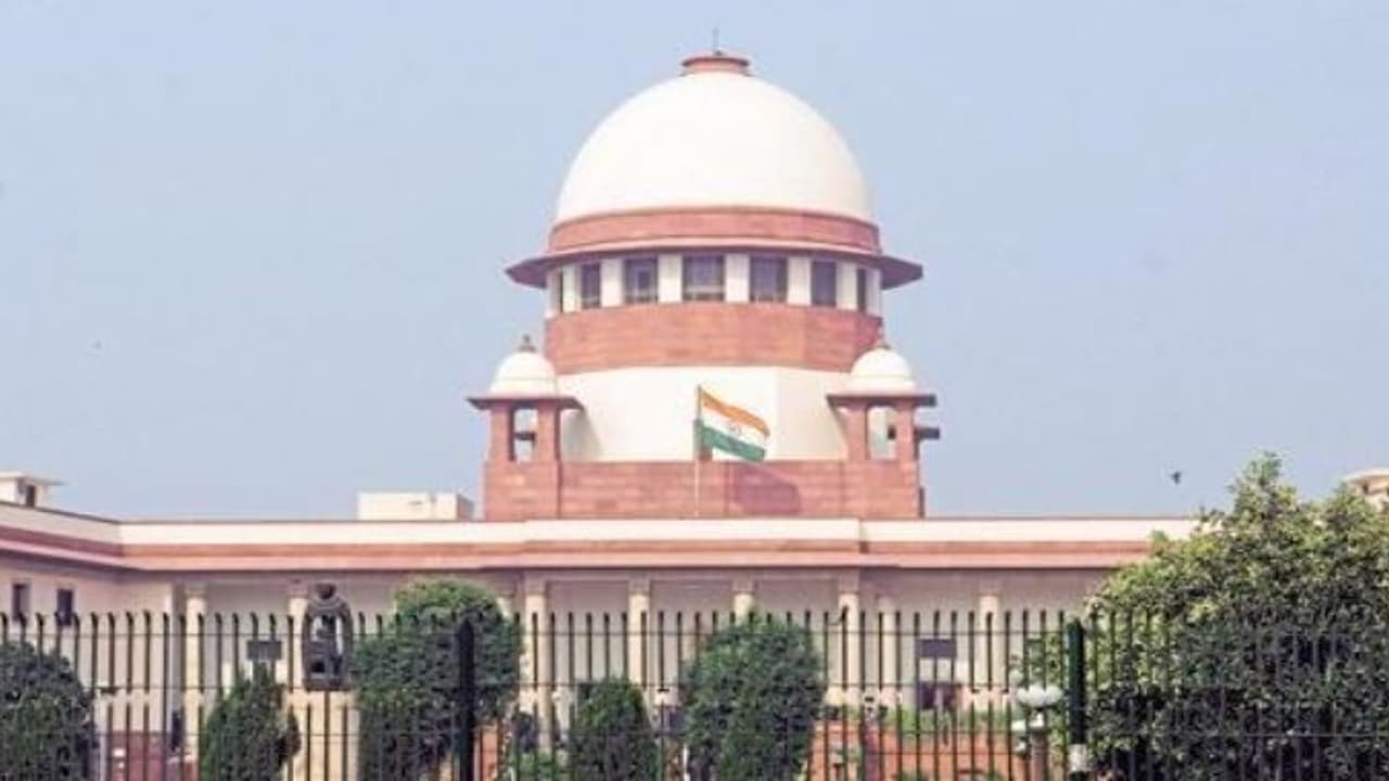 ‍തെരുവുനായയുടെ കടിയേറ്റ് കുട്ടി മരിച്ചത് ഭൗർഭാ​ഗ്യകരമായ സംഭവം; സുപ്രീം കോടതി